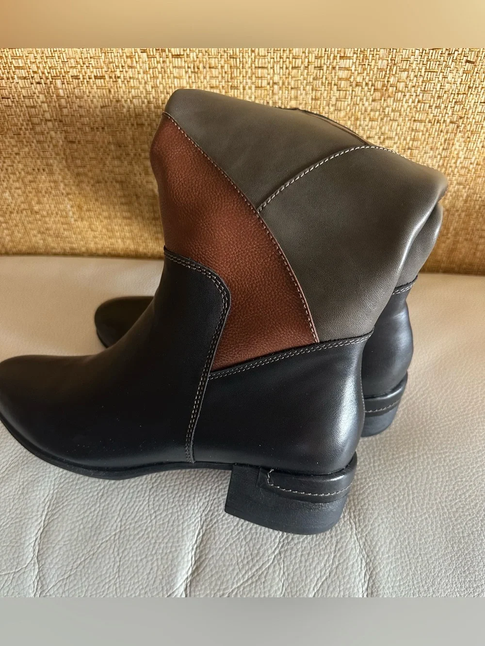 NIB Spring Step Patchwork Boots.high-quality Multi-color combo leather.s40(US 9)